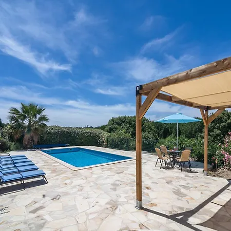 Wine Country Family Villa Félines-Minervois