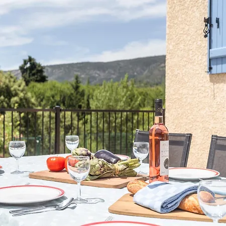 Villa Wine Country Family
